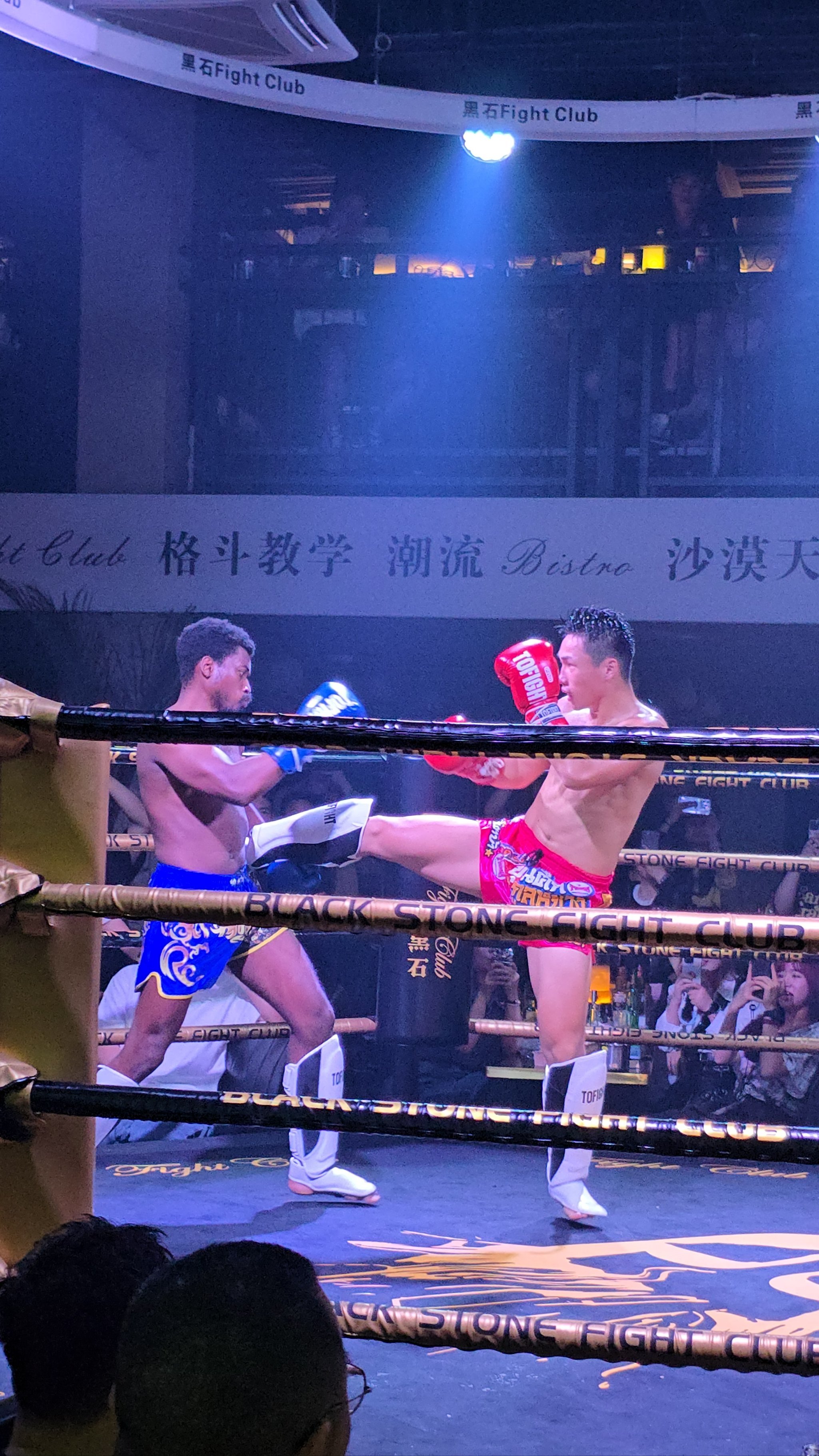  江畔雄鹿队火力全开中原雄鹿队，摔跤预选赛上演耐力碾压对手！客场静默反击