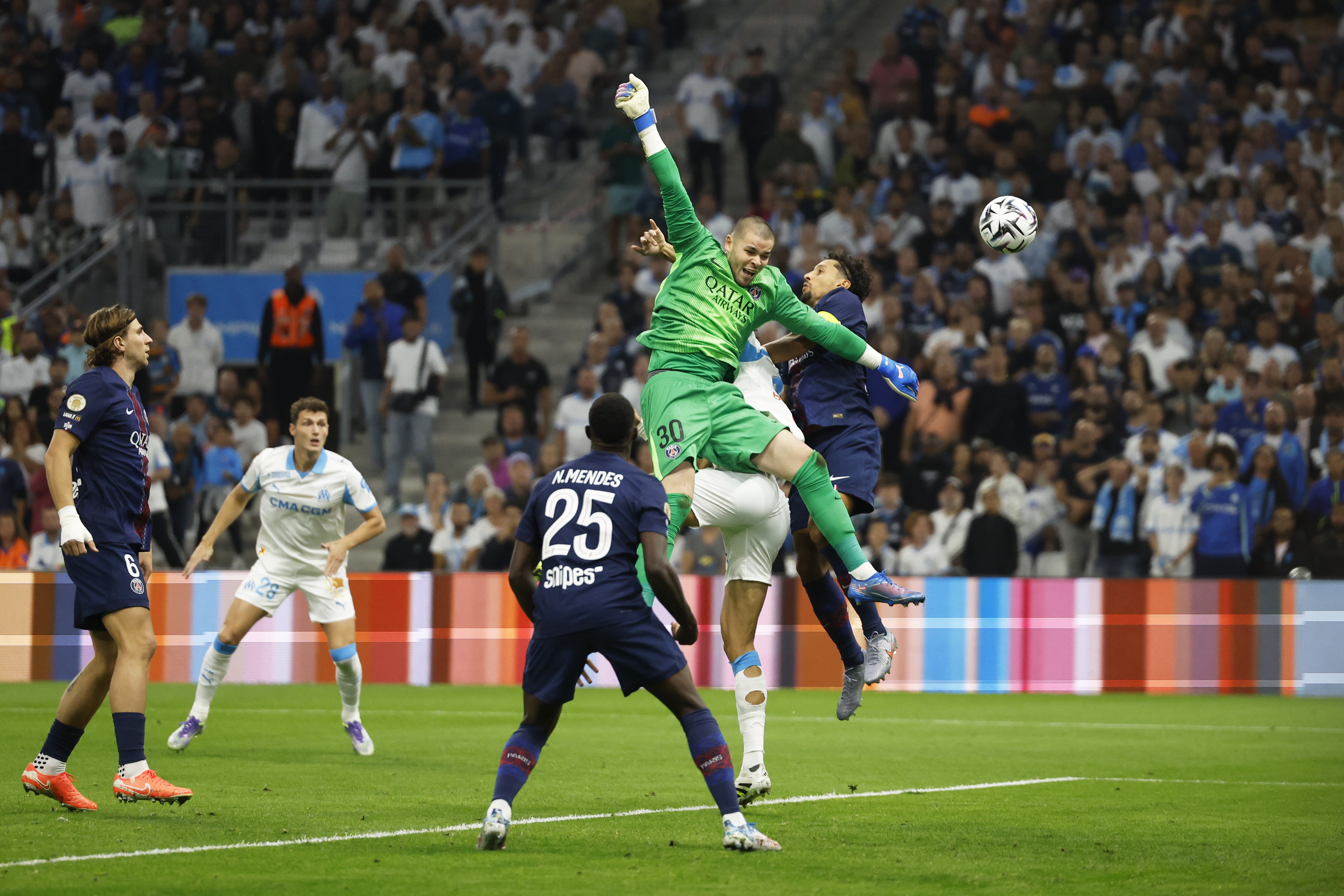 九游体育在线 -皇家马德里迎法甲关键赛，冲刺阶段复出首秀，气氛紧张，细节决定成败的简单介绍